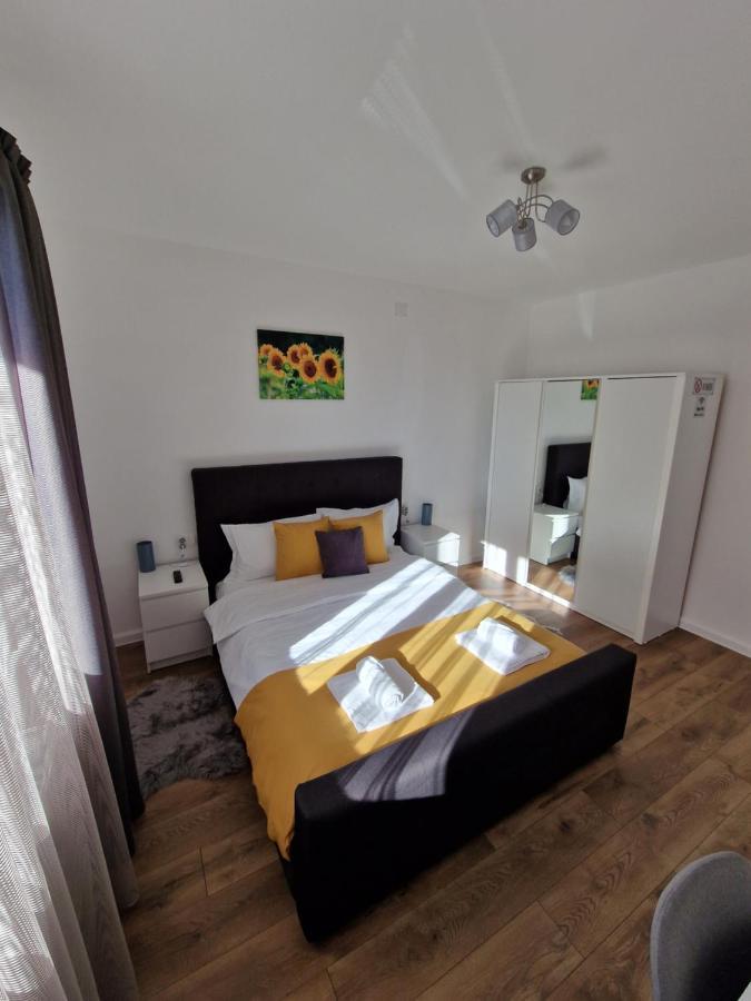 Vic Apartament Drobeta Turnu Severin Eksteriør billede